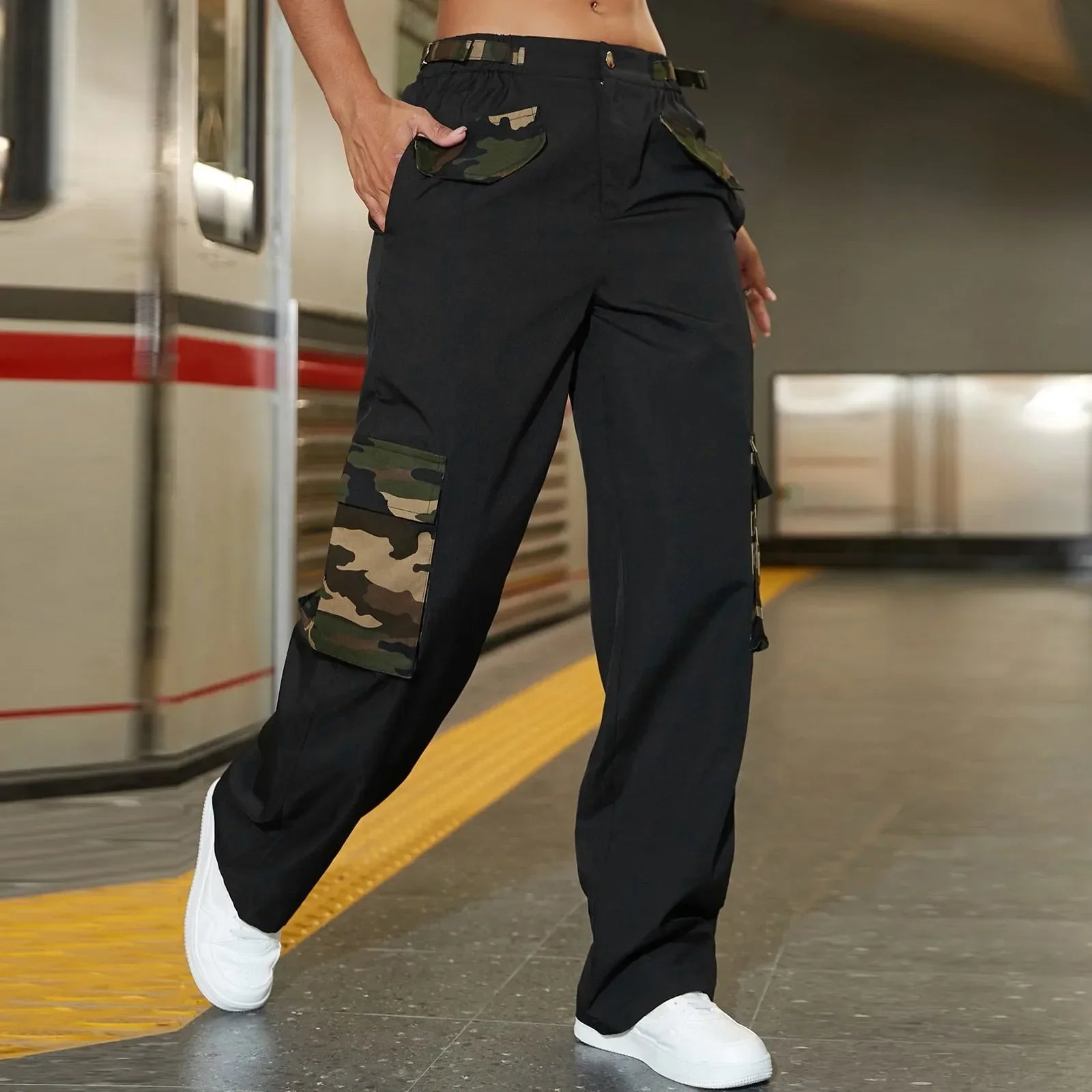 Camouflage Side Pocket Y2K Cargo Pants
