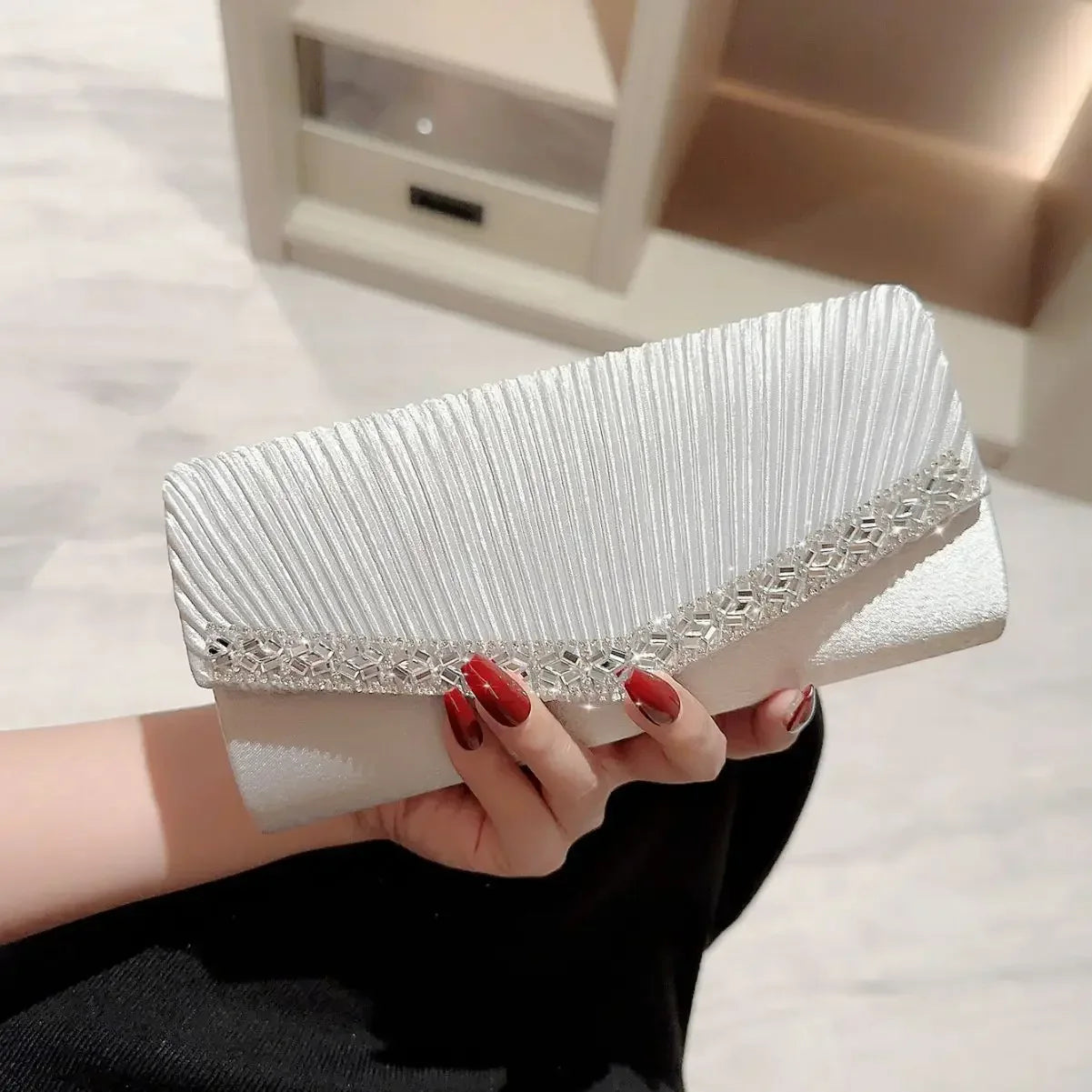 Chain Shoulder Wedding Party Wristlet