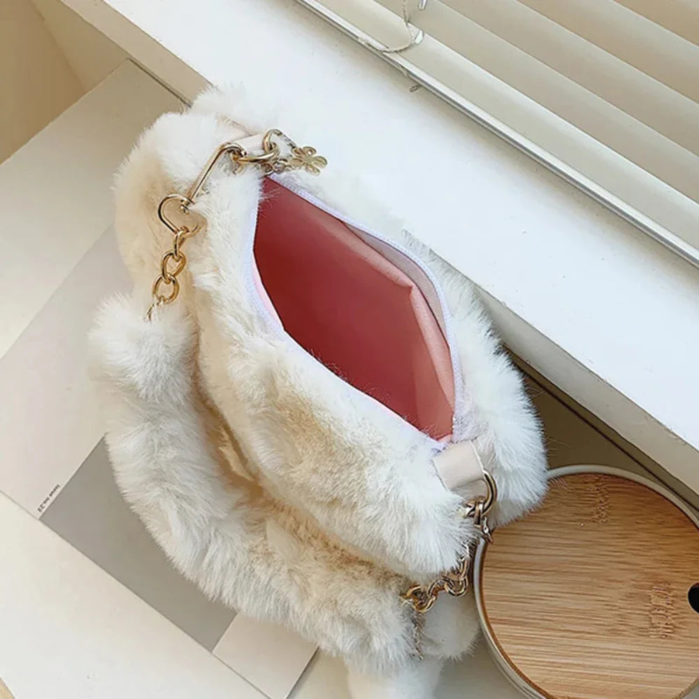 Heart-shaped Faux Fur Plush Small Crossbody Handbag