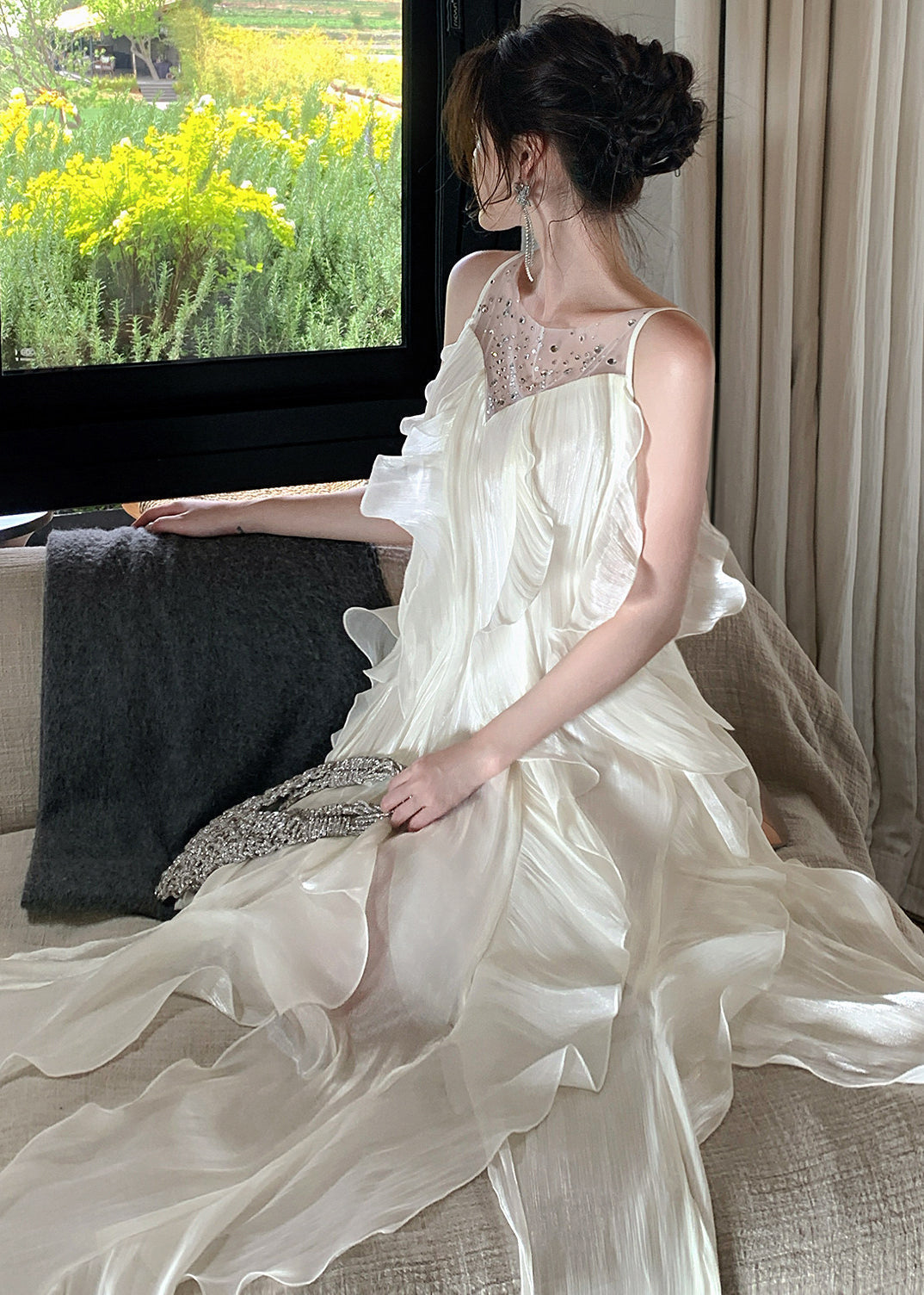 Fitted White Ruffled Patchwork Rhinestone Chiffon Long Dresses Summer - View 3