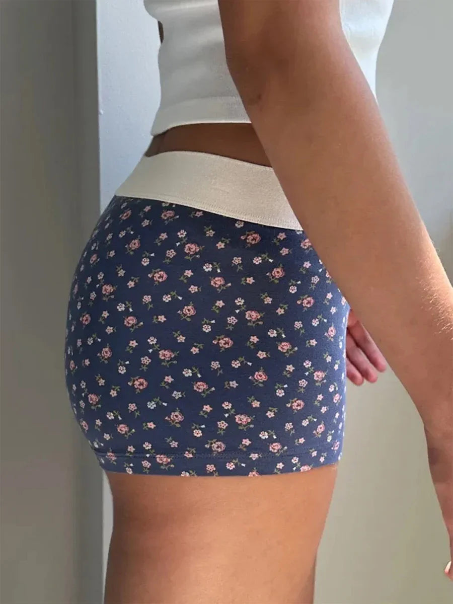 Floral Button Elastic Waist Short