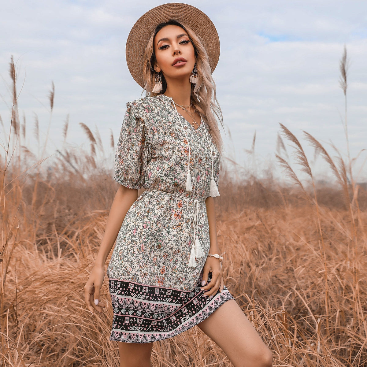 KittenAlarm - Floral V-neck Fringe Lace Skirt Dress
