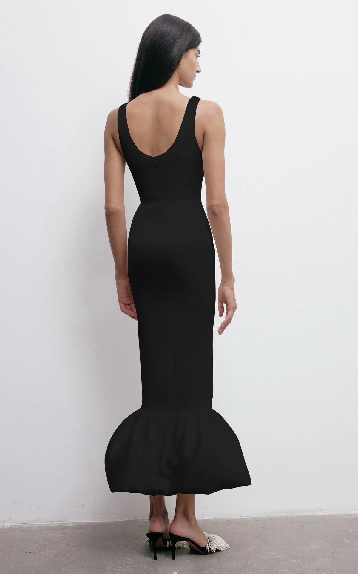 Floral Appliqué Pearl Scoop Neck Sleeveless Mermaid Gown
