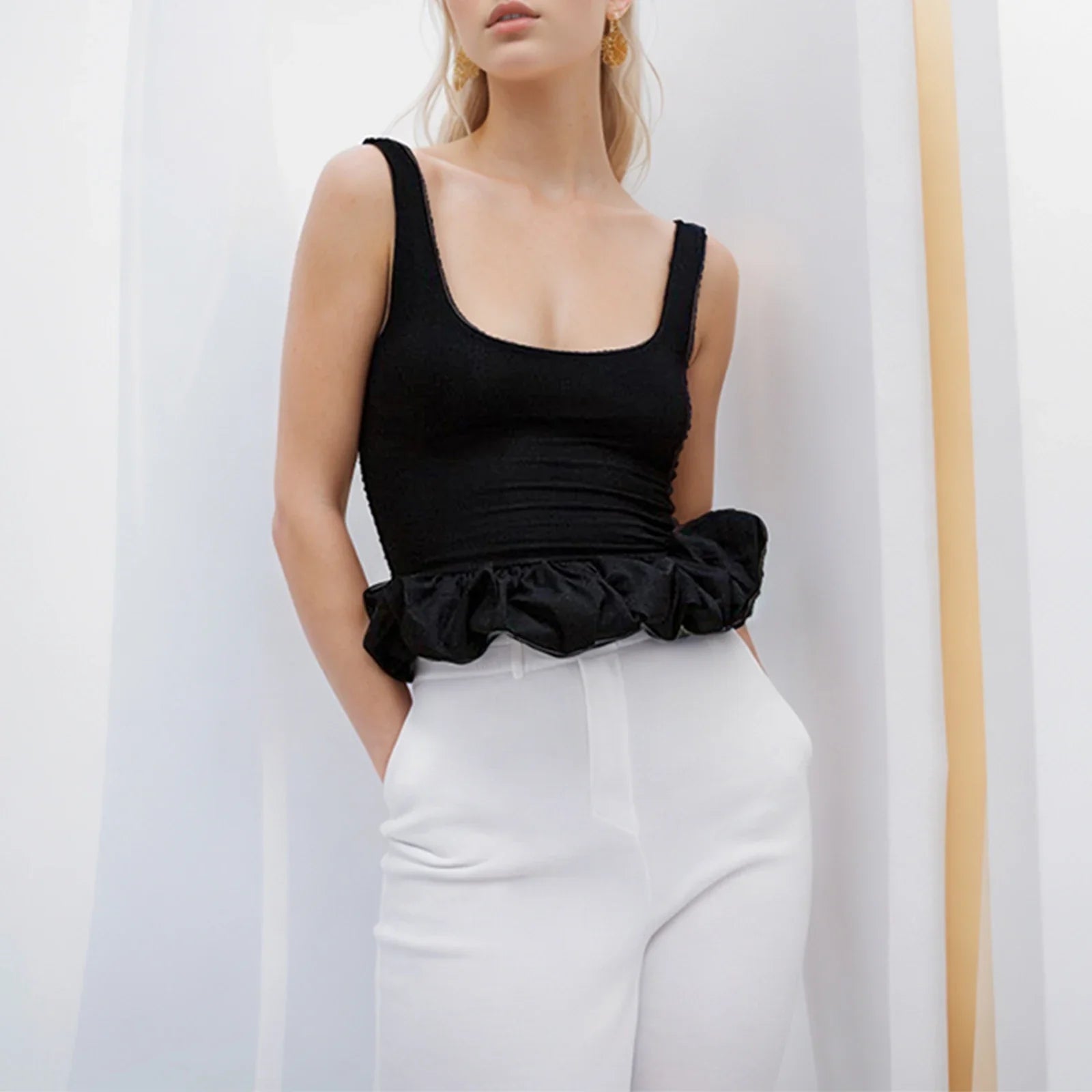 Ruffle Bubble Hem Crop Top