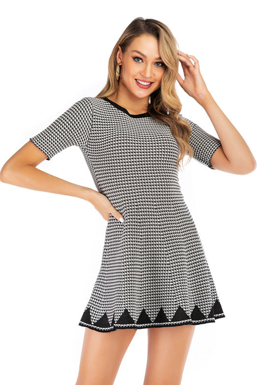Gingham Knit Fitted Mini Dress With Short Sleeves - Mislish