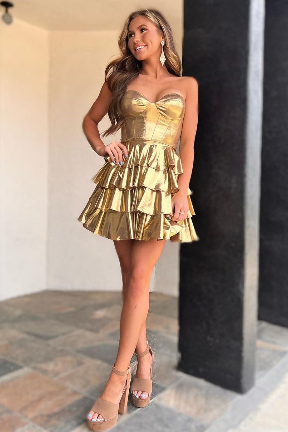 Gold A-Line Sweetheart Short Tiered Metallic Homecoming Dress - Fashionpara