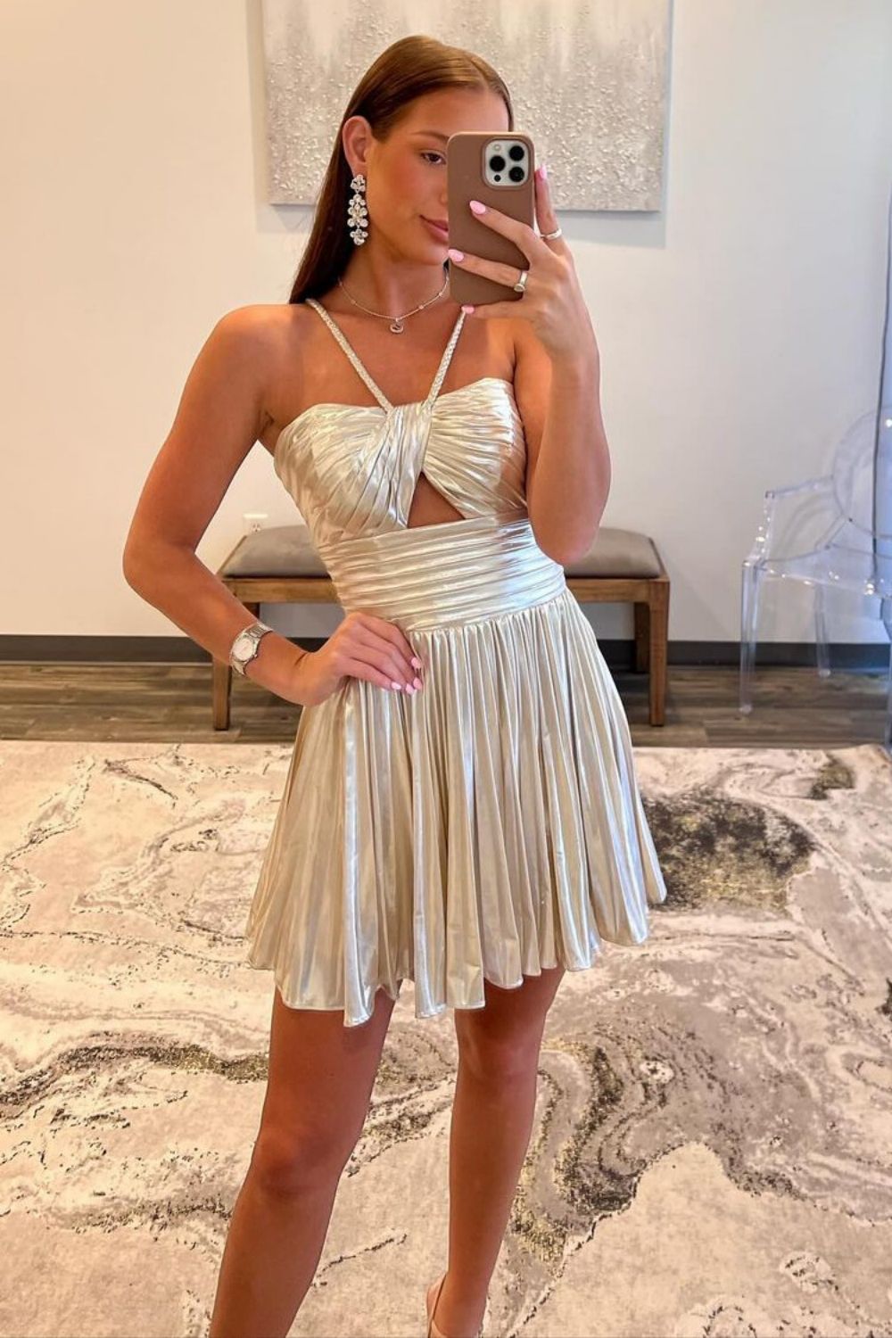 Gold A-Line Halter Neck Short Metallic Homecoming Dress - Fashionpara