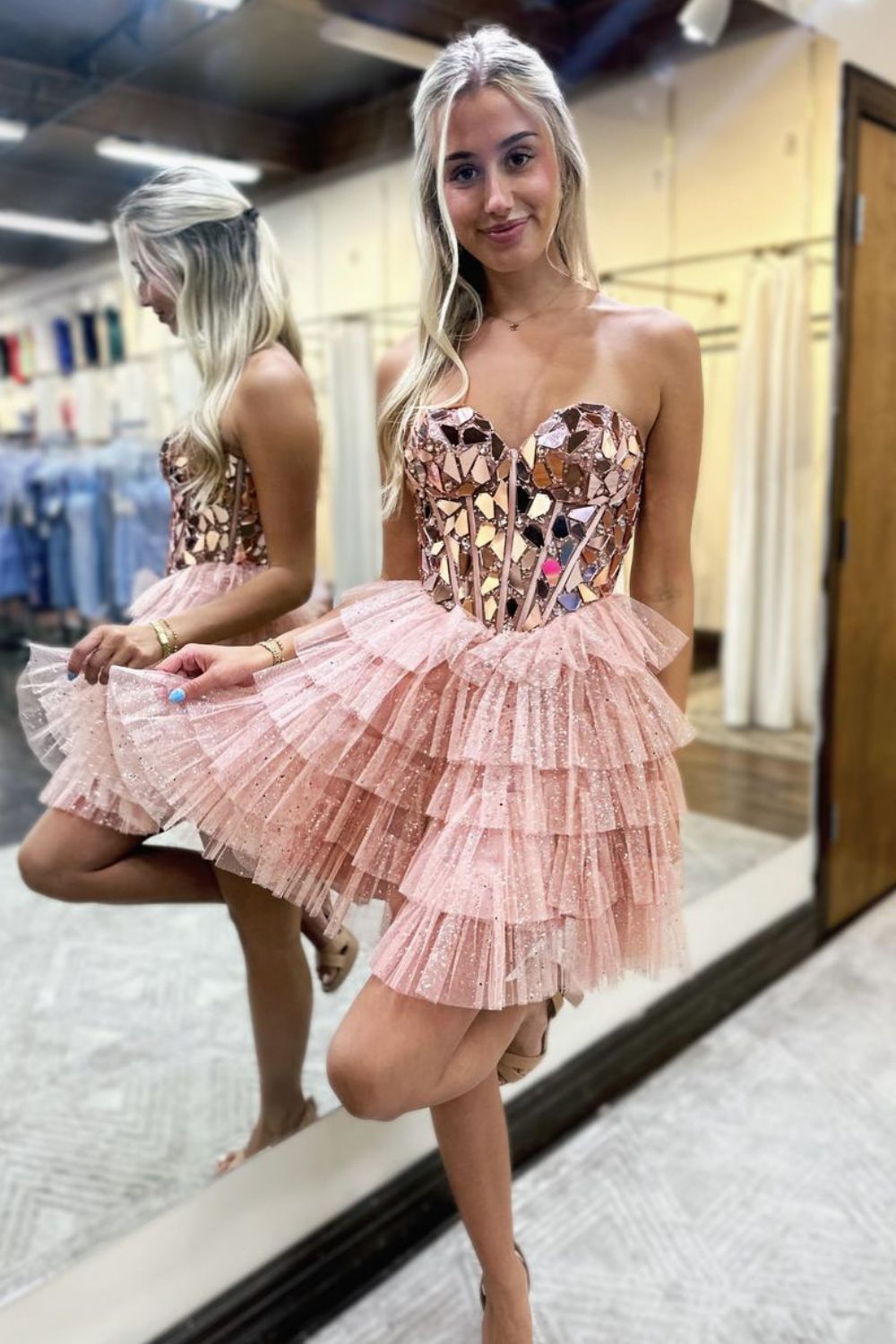 Gorgeous A-Line Sweetheart Short Tiered Tulle Homecoming Dress with Mirror - Fashionpara