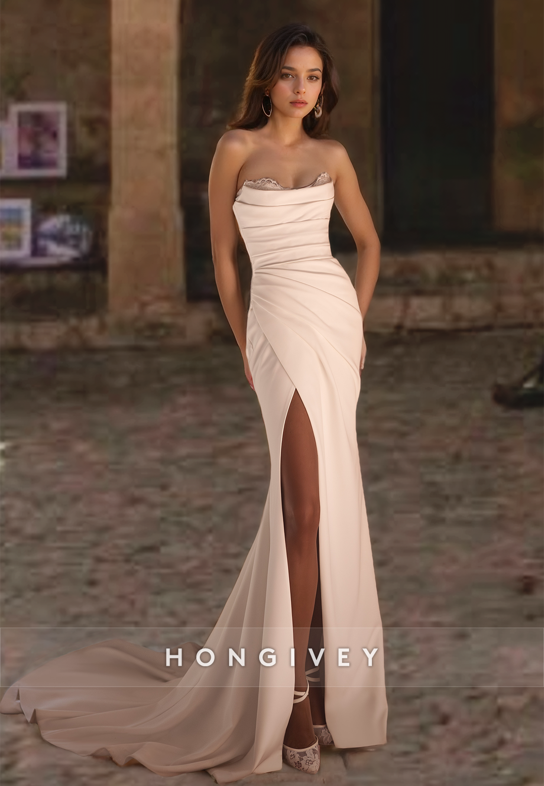 Sexy Strapless Trumpet Ruched with Side Slit Satin Wedding Dress Gown