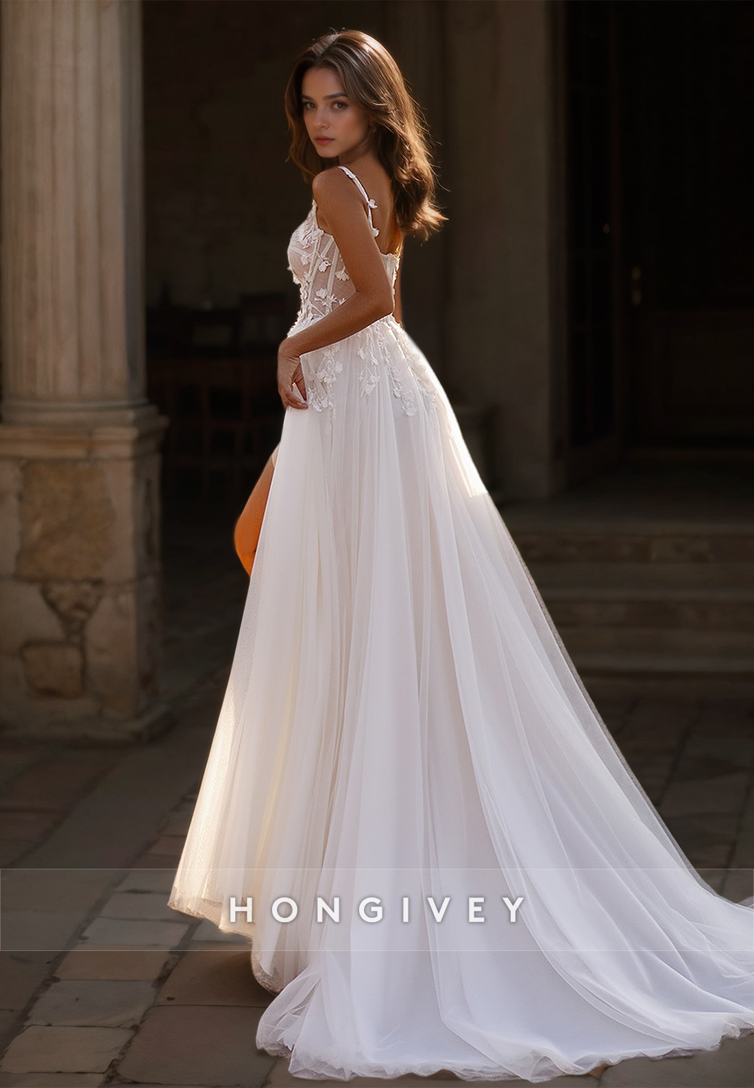 Side Slit Tulle Wedding Dress Straps A-Line Sleeveless Organza Bridal Dresses