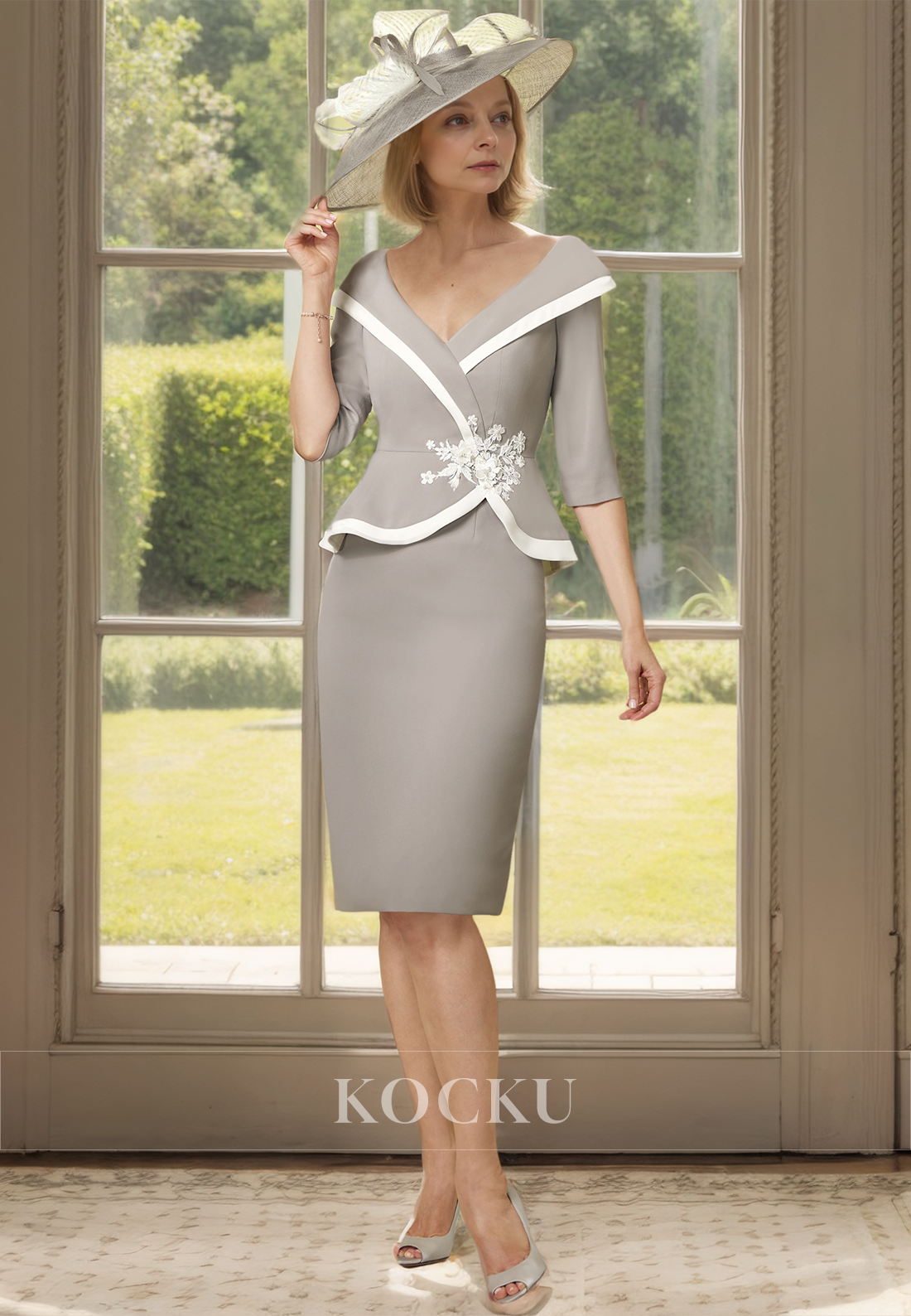 Half Sleeves V-Neck Sheath Knee-Length Mother of Bride Dress with Appliques Cocktail Dress