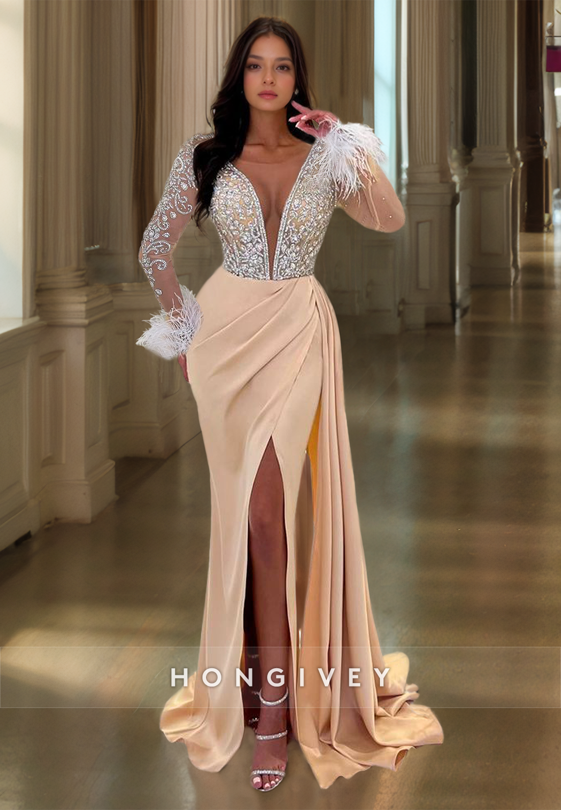 Glitter Feathers Long Sleeves Formal Evening Dress Luxurious V-Neck Prom Gown