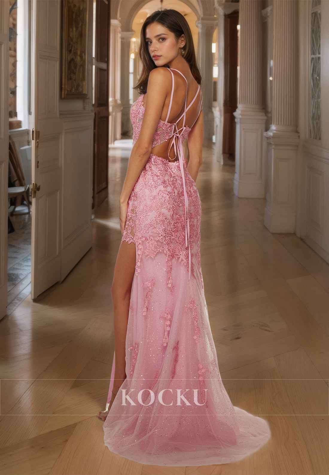 Scoop Neck Spaghetti Straps Side Slit Lace Sheath Long Prom Formal Evening Dress with Applique