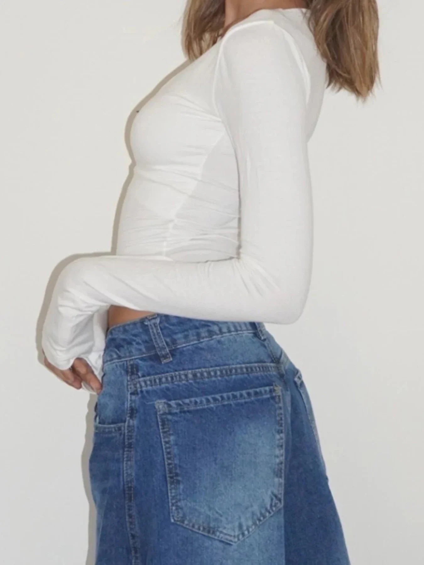 Solid Bow Basic Slim O-Neck Long Sleeve Knit Top - Fashionpara