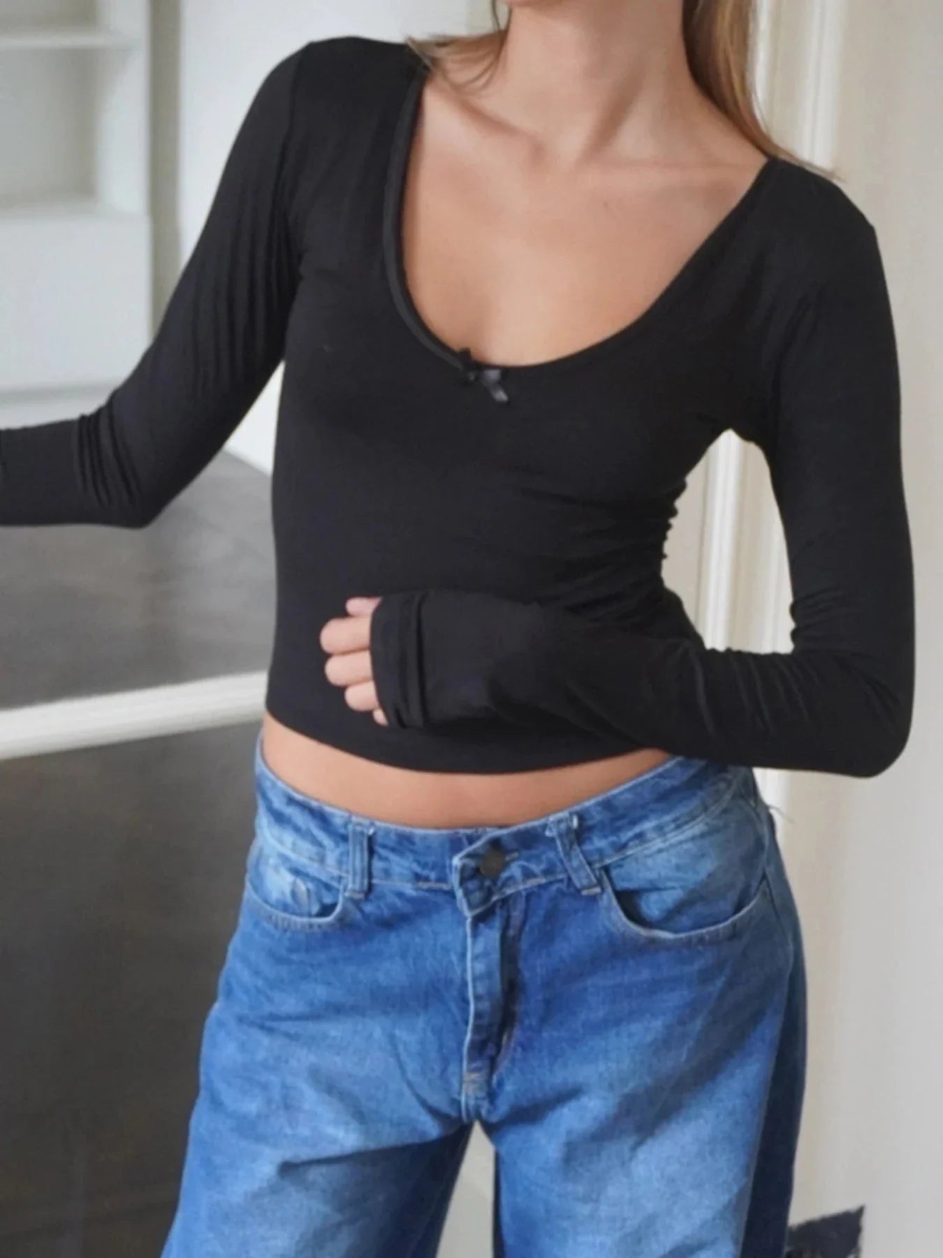 Solid Bow Basic Slim O-Neck Long Sleeve Knit Top - Fashionpara