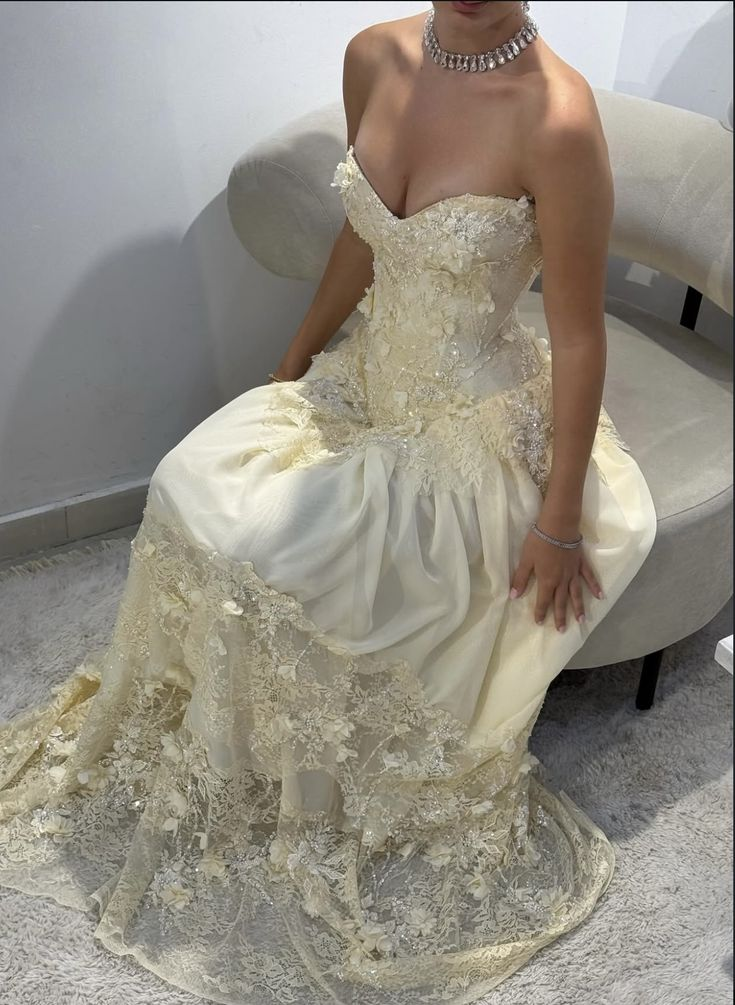 Elegant Yellow Sweetheart Neck Chiffon Lace Appliques Long Prom Dress Birthday Party Gown D1188