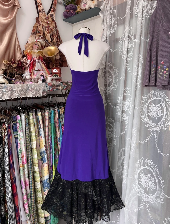 Elegant Halter V Neck Satin Lace Mermaid Long Evening Dress Purple Birthday Party Dress Prom Gown D1786