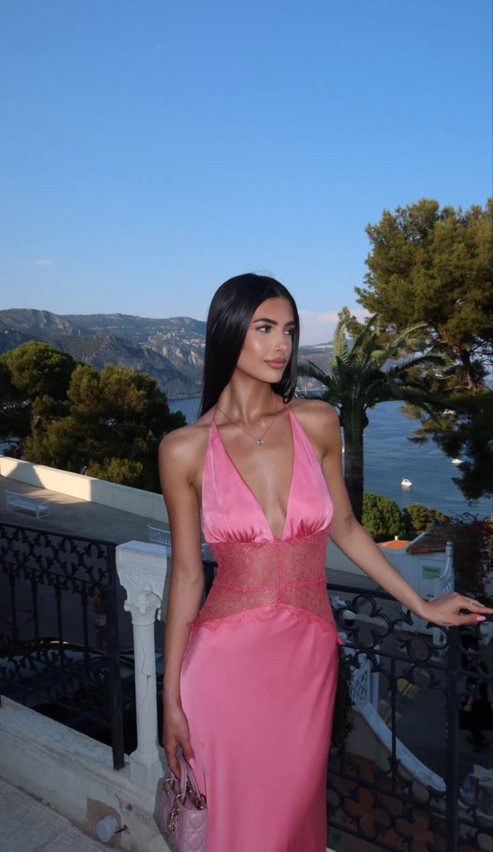 Elegant Pink Halter V Neck Satin Lace Mermaid Long Wedding Guest Dress Evening Dress D1479