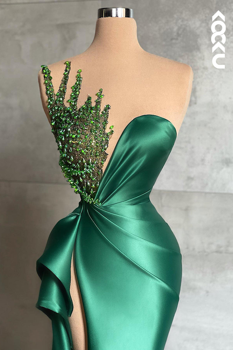 Sheath/Column Lllusion Neckline Satin Pleats Sleeveless Prom Dress