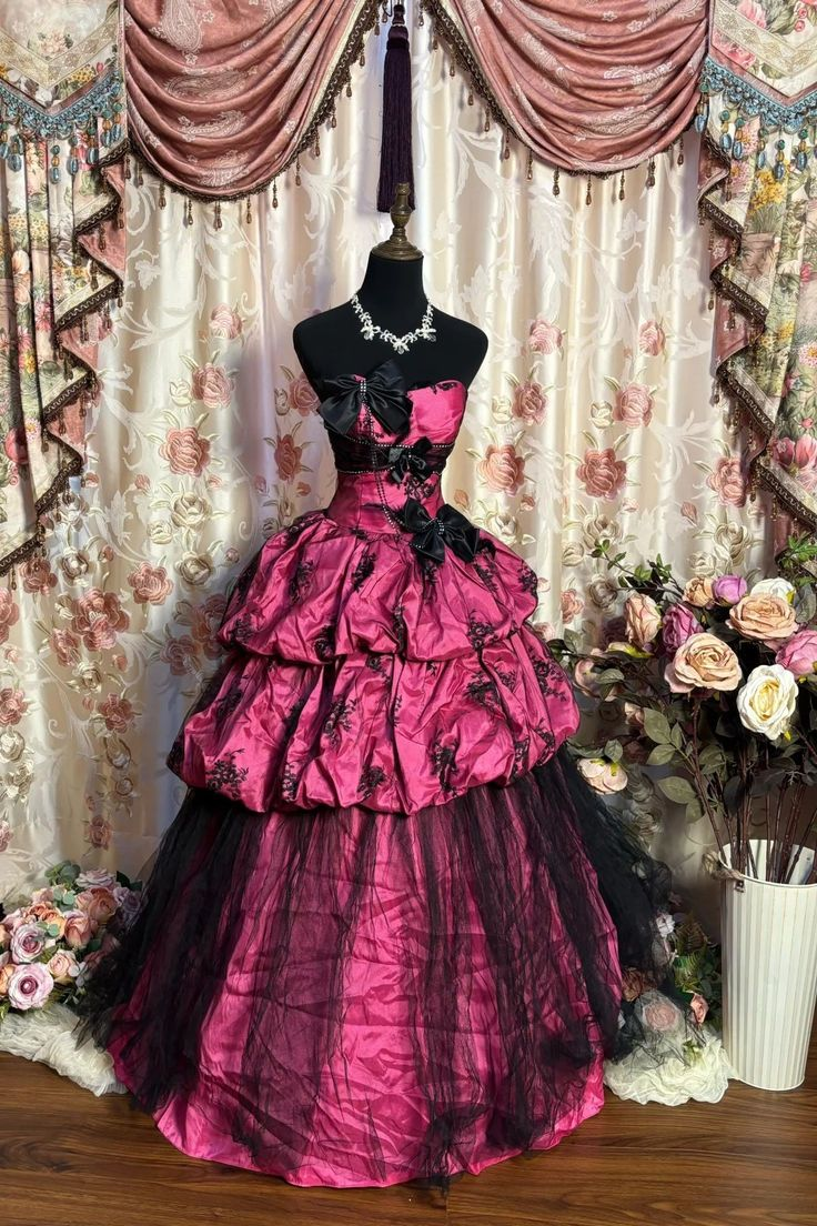 Vintage Strapless Pink Lace Satin Layered Ball Gown Long Party Dress With Bow  D1409