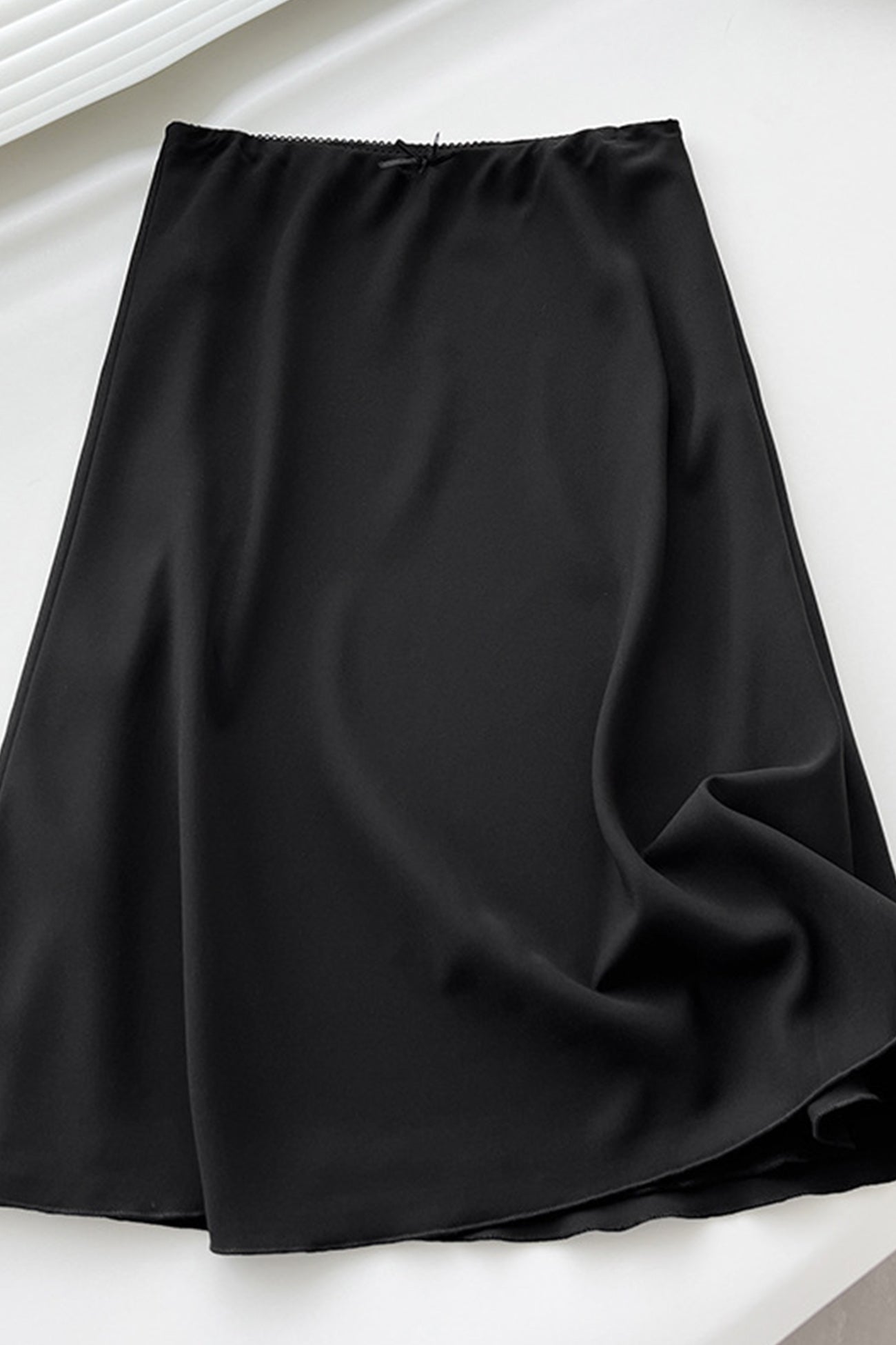 Lace Neck Tank Top Fishtail Skirt Suits