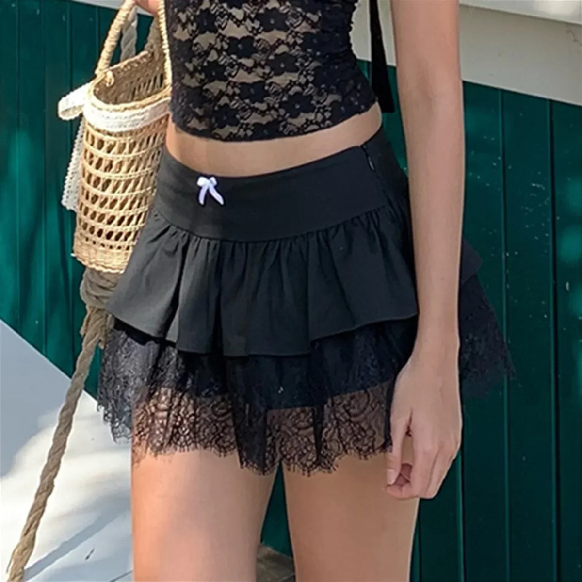Lace Patchwork Preppy Black Skirt