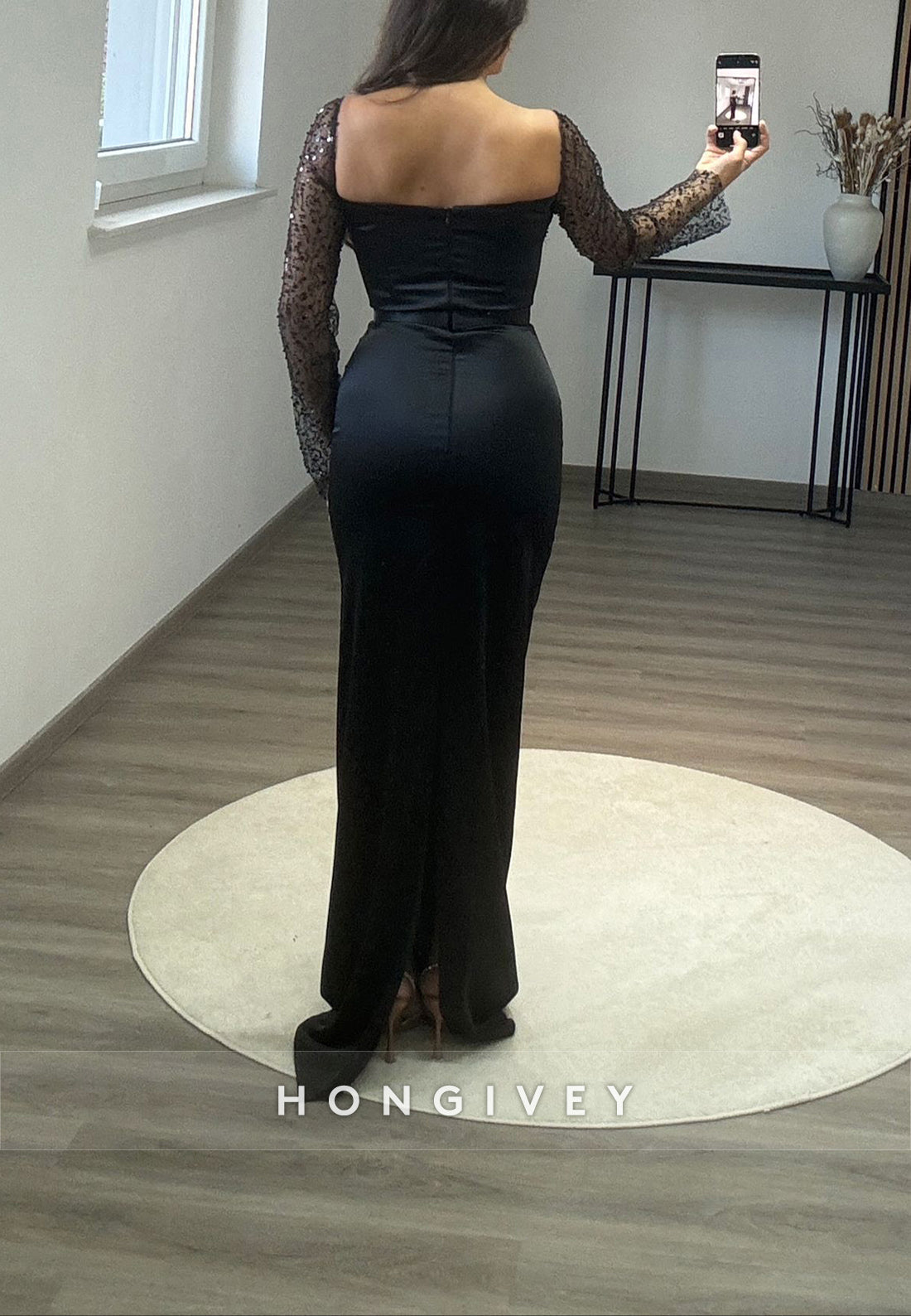 Formal Long Sleeve Sheath Floor-Length Square Appliqued Pleated Evening Gown - Fashionpara