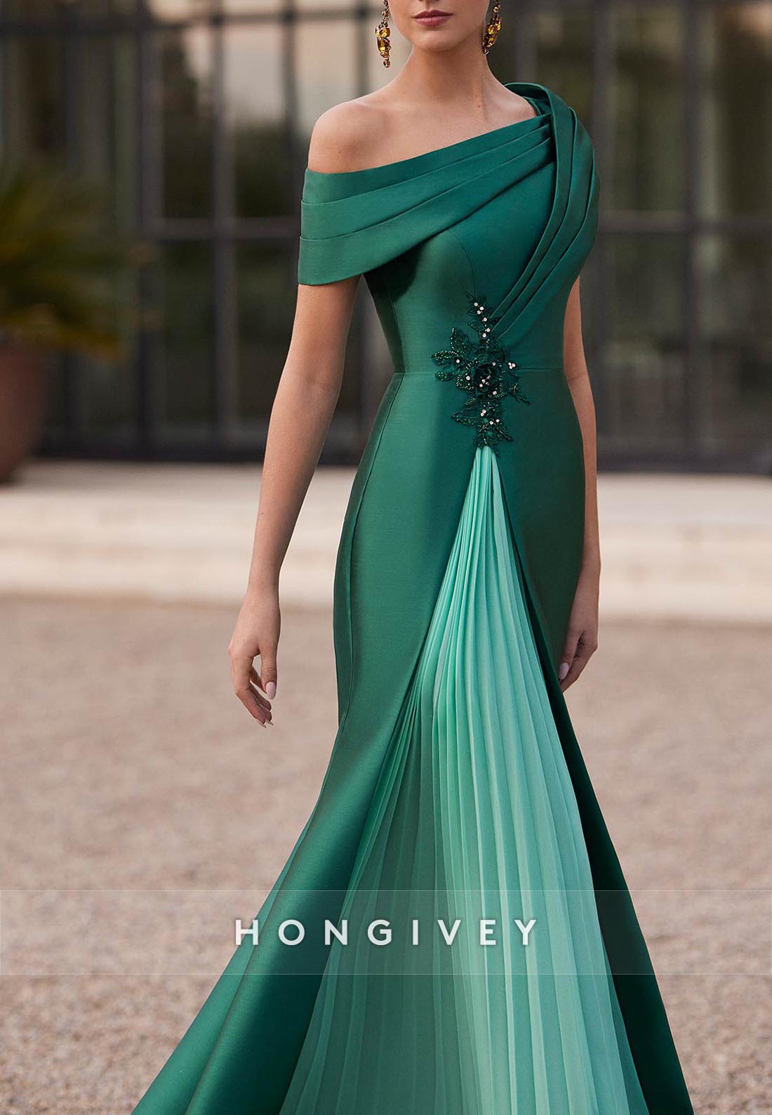 Appliques Lace Evening Gown Trumpet Sweep Train One Shoulder Ruffles Mother of the Bride