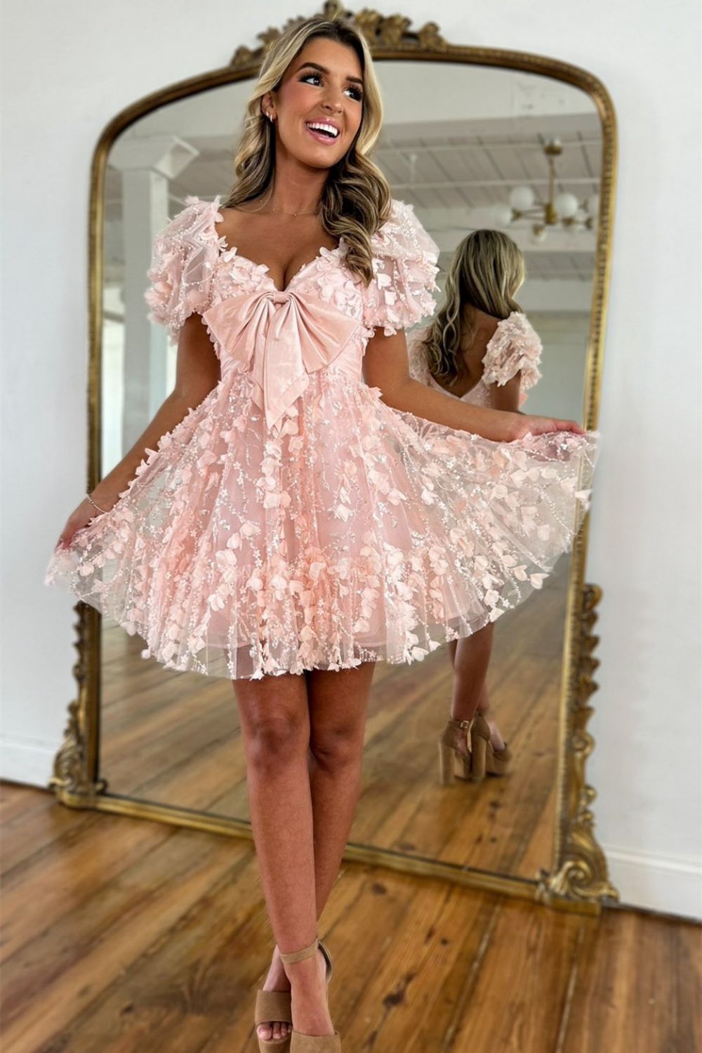 Lovely Pink A-Line Puff Sleeves Short Tulle Homecoming Dress With Bowknot - Fashionpara