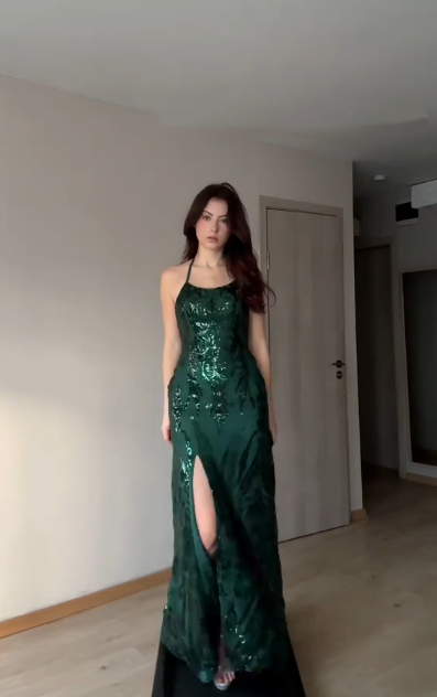 Unique Halter Green Satin Sequin Slit Mermaid Evening Dress Long Prom Gown D800