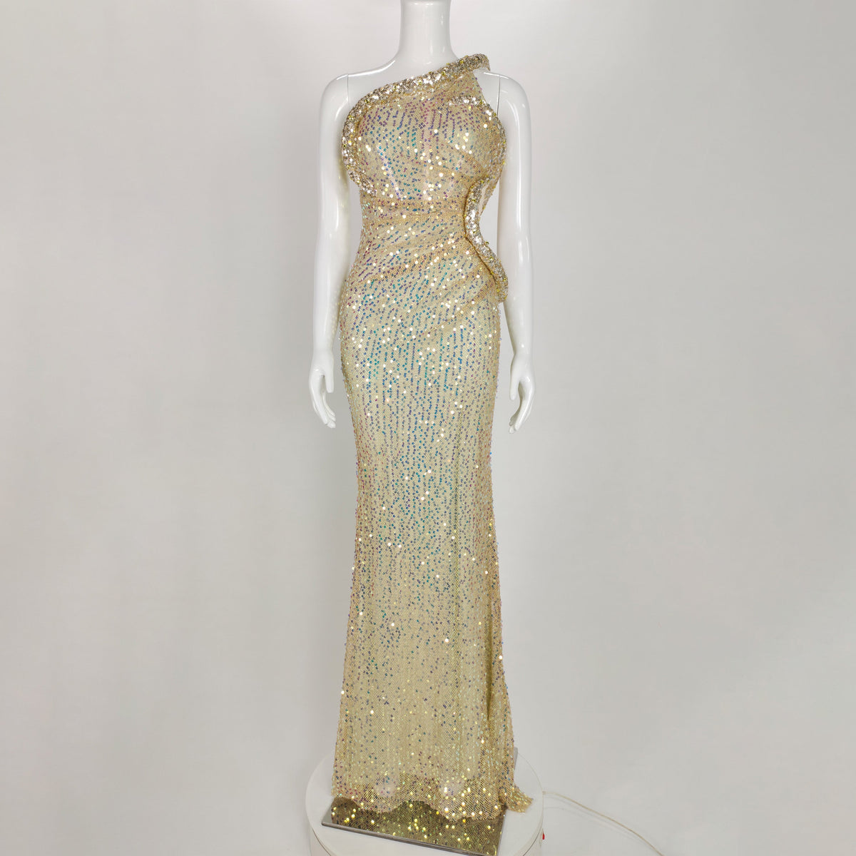 KittenAlarm - Madeleine Sleeveless Sequins Maxi Dress