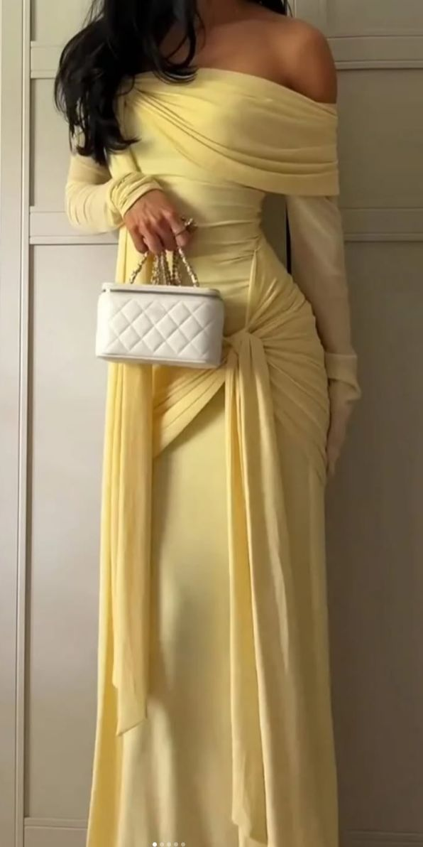 Elegant Off The Shoulder Satin Pleated Mermaid Long Party Dress Yellow Formal Wedding Guest Dress D1367