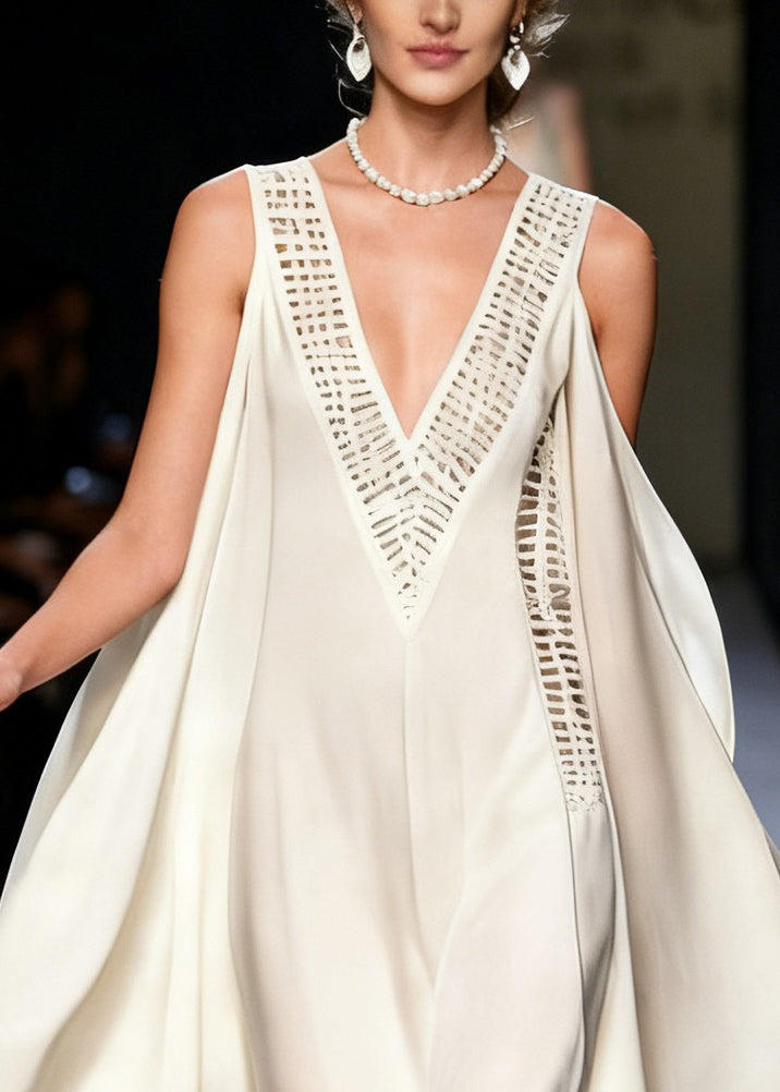 Deep V-Neck Sleeveless Lace Panel Chiffon Mini Dress - View 2