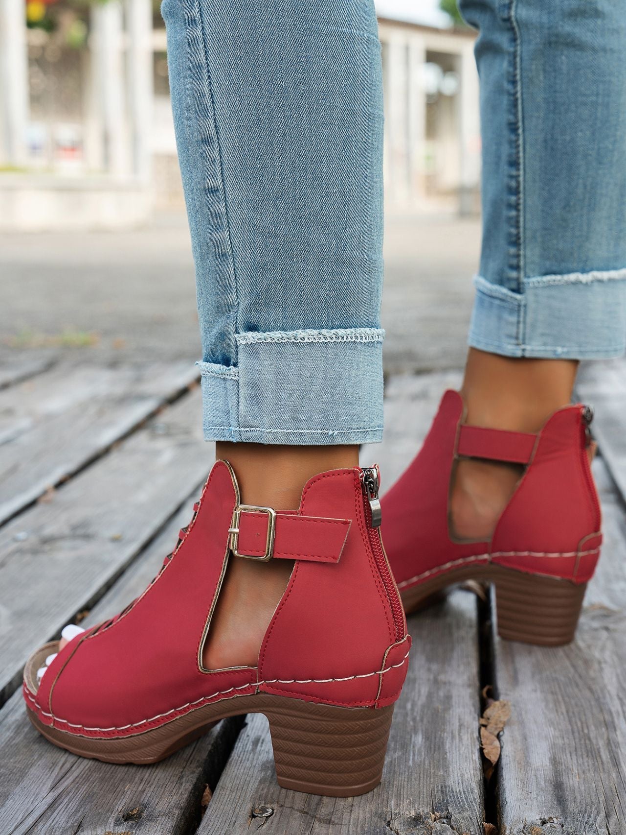 Chunky high heel open toe hollow buckle Roman sandals