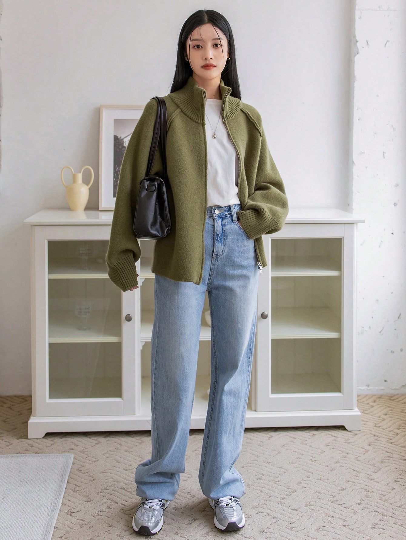 Cozy Zippered Knitted Cardigan with Stand Collar Design