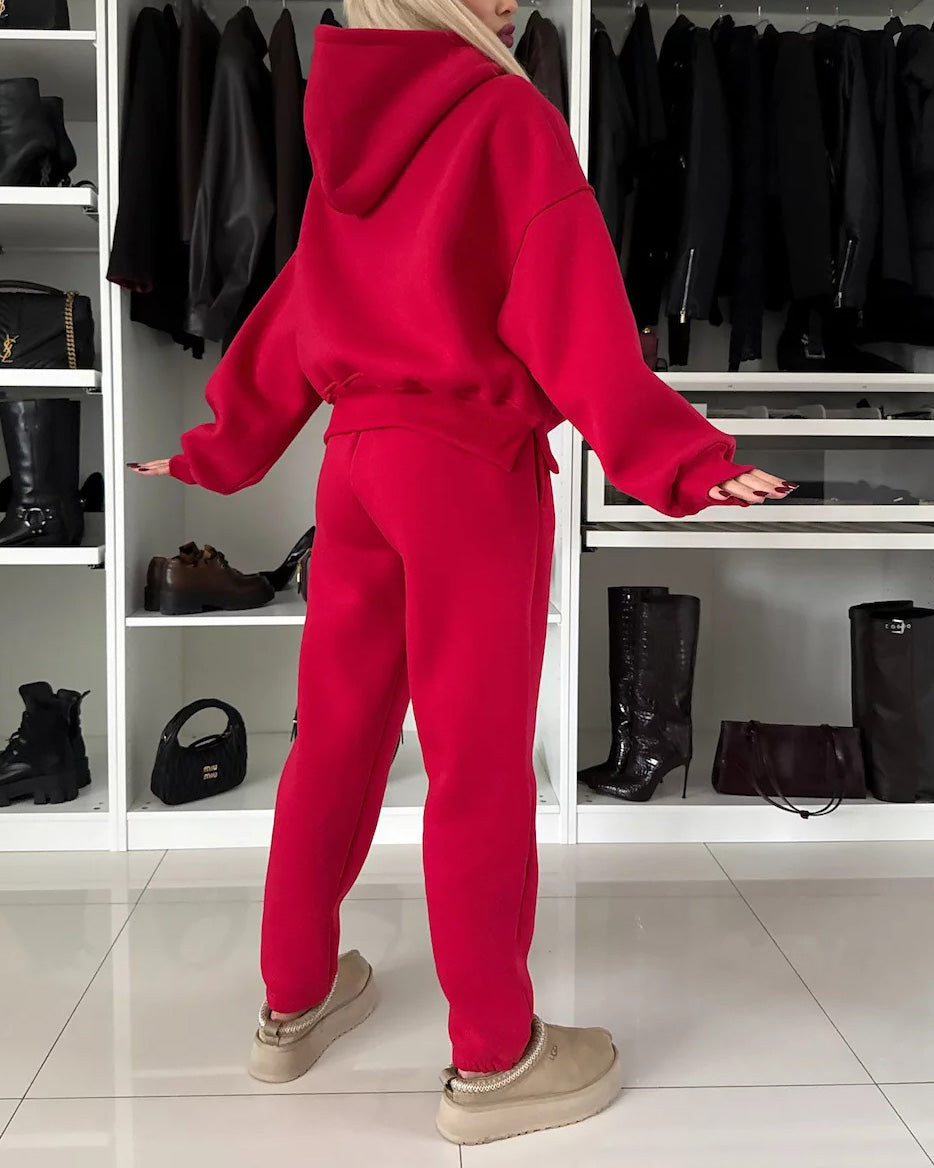 Cropped Hooded Sweatshirt and Pants Set for Cozy Style