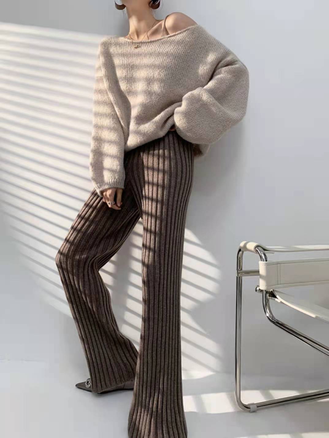 High-waisted draped pitted straight-leg loose knit trousers - Fashionpara