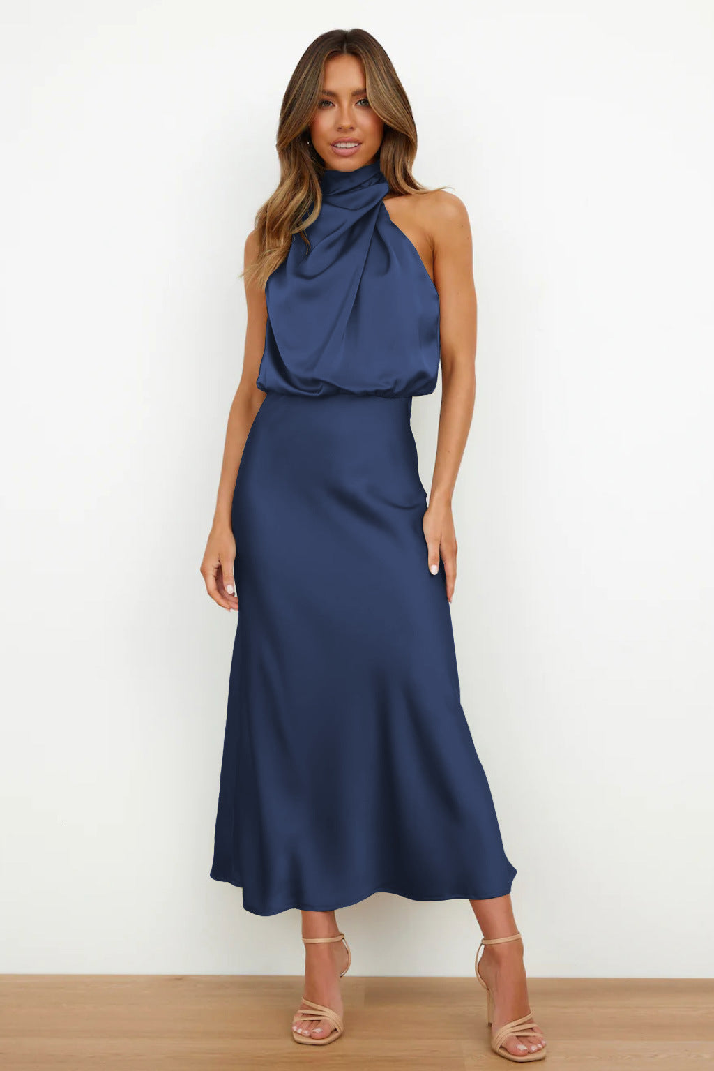 Halter Neck Blouson Bodice Sleeveless Bias Cut Midi Dress - View 5
