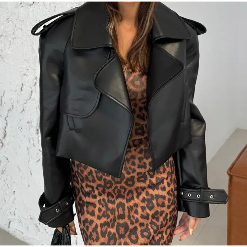 Cropped Black Vintage Leather Motorcycle Jacket for Bold Style