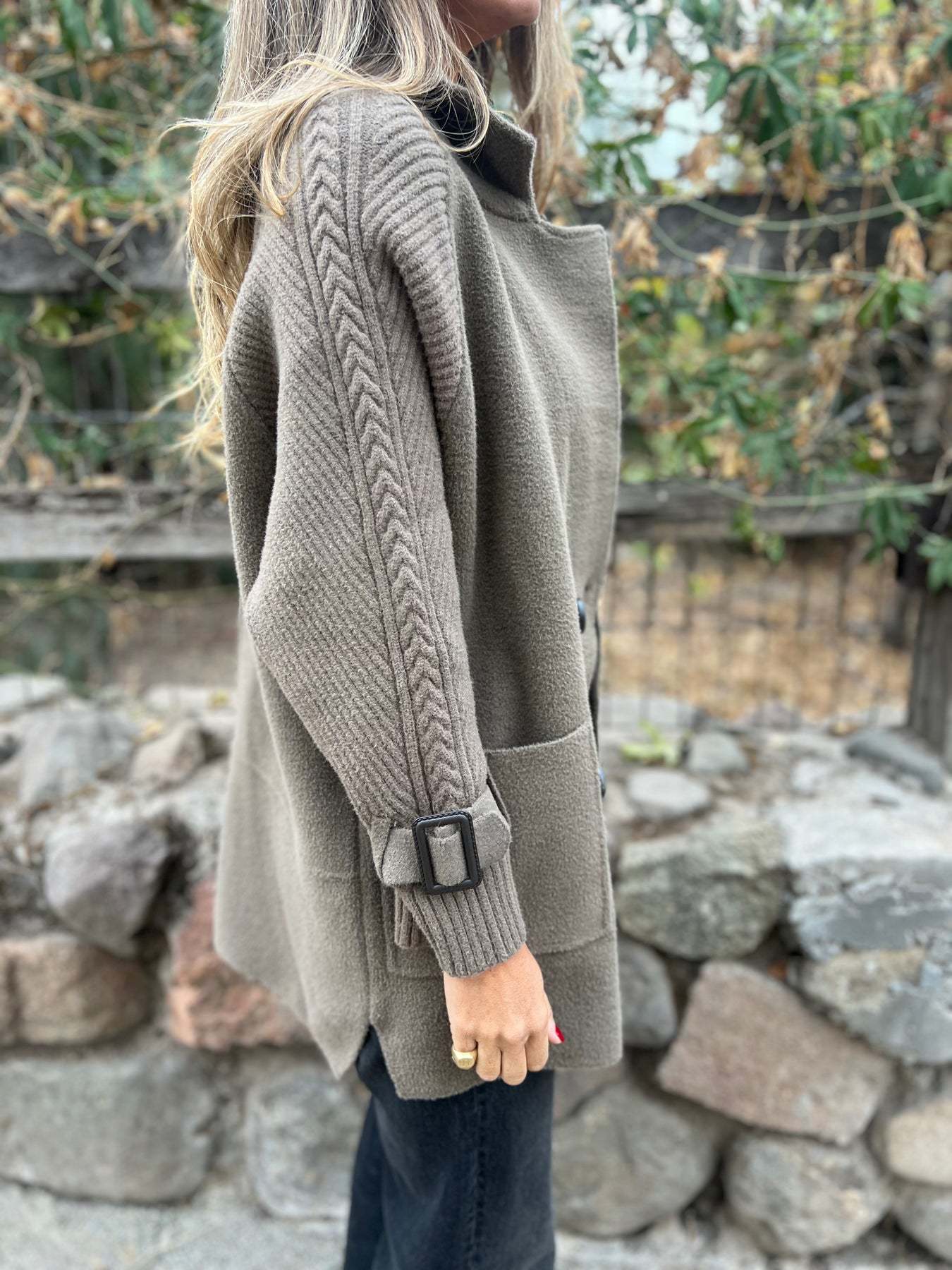 Cable Knit Mid-Length Cardigan with Elegant Suit Collar