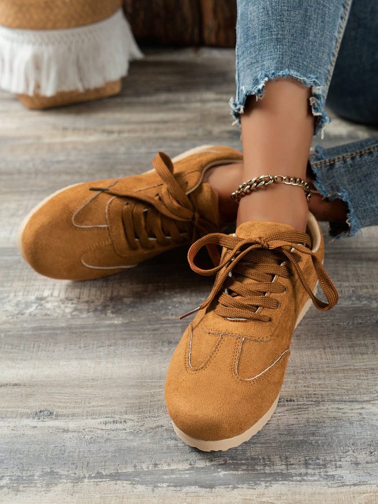 Vintage Round-toe Lace-up Flat Suede Oxfords