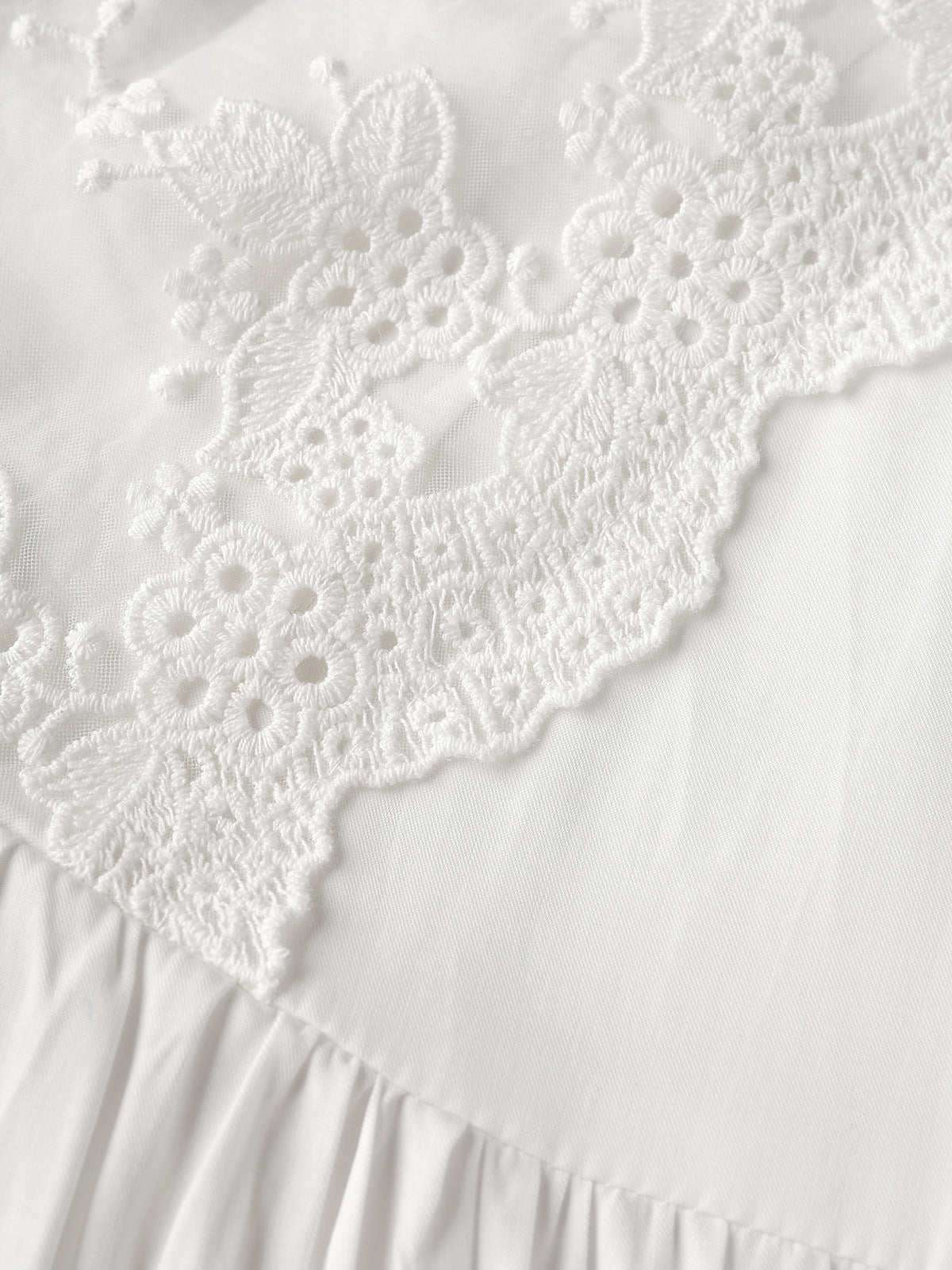 Lace Trim V-Neck Long Sleeve Empire Waist Maxi Dress