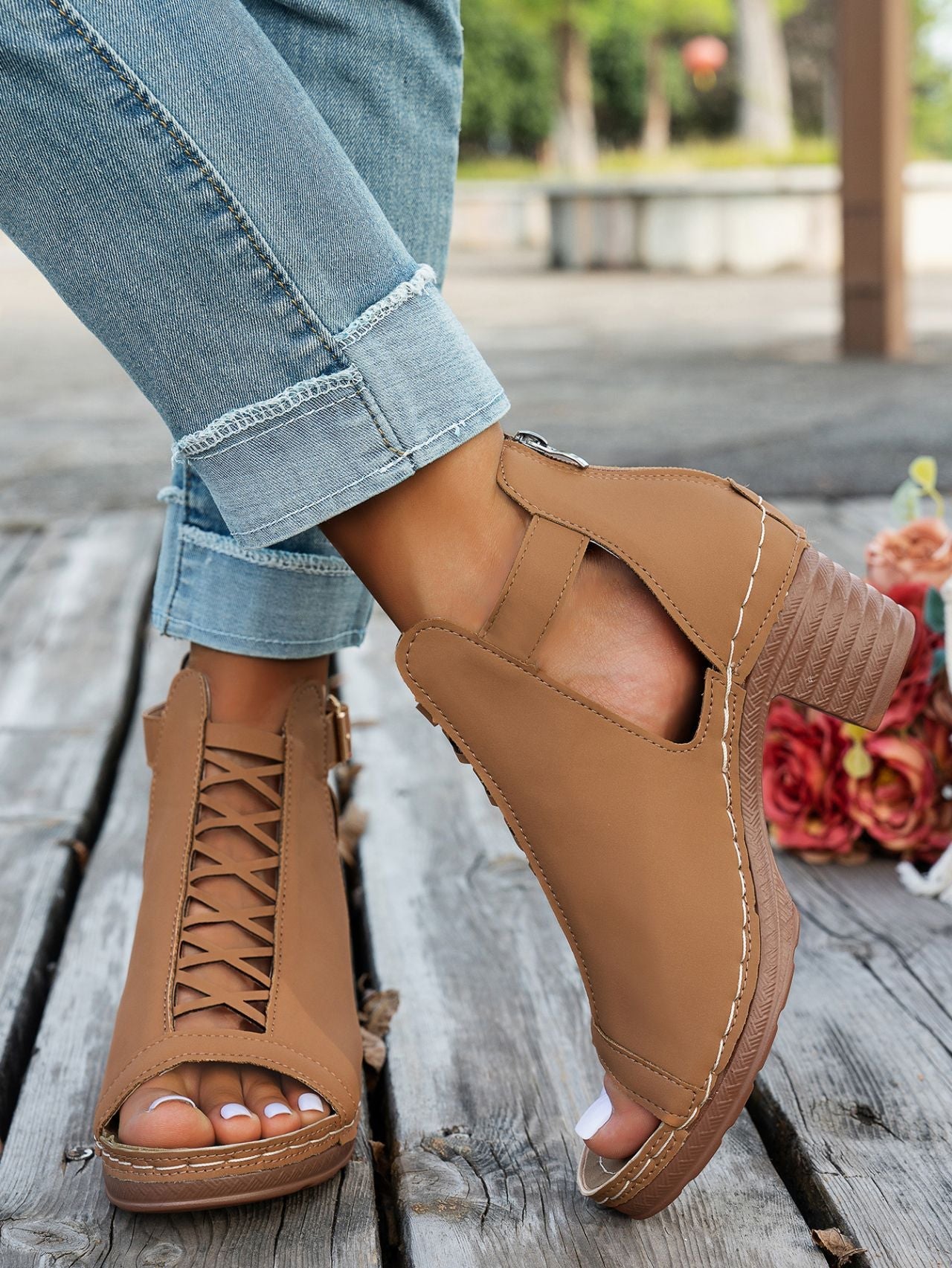 Chunky high heel open toe hollow buckle Roman sandals