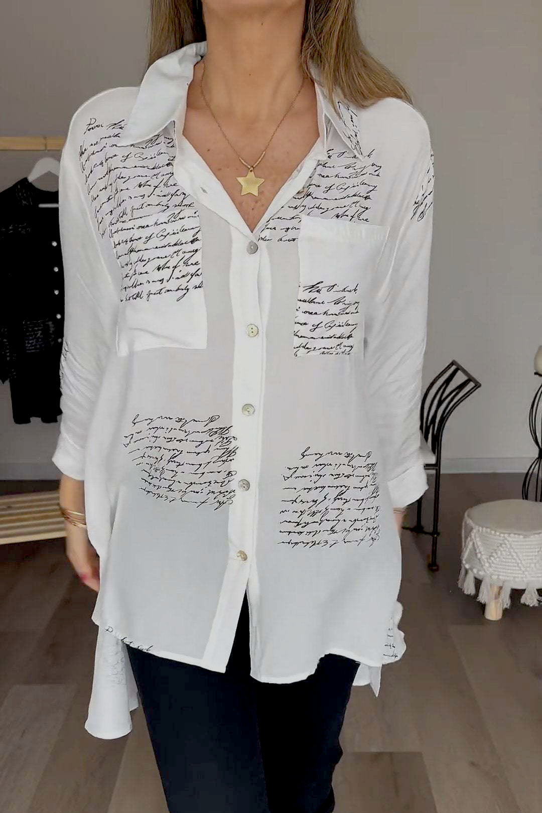 Unequal length letter print loose shirt