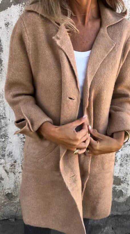 Elevate Your Style with a Classic Mid-Length Lapel Coat