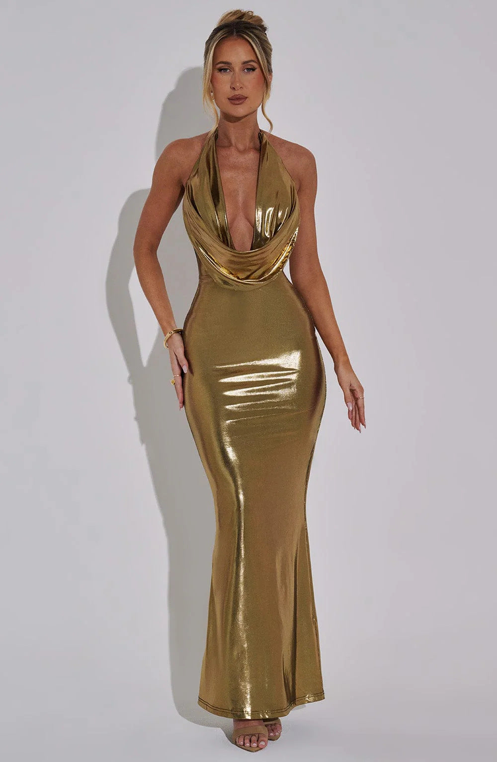 Metallic Halter Neck Cowl Backless Bodycon Maxi Dress - View 2