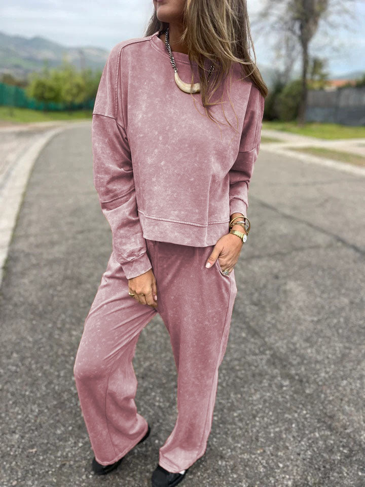 Tie-dye distressed style round neck sweatshirt and pants suit