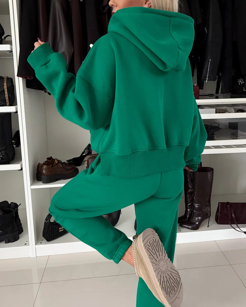 Cropped Hooded Sweatshirt and Pants Set for Cozy Style