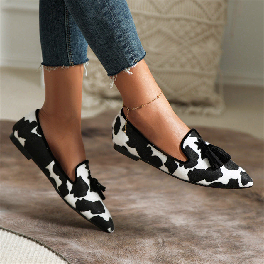 Pointed-toe Fringe Leopard Contrast Mules
