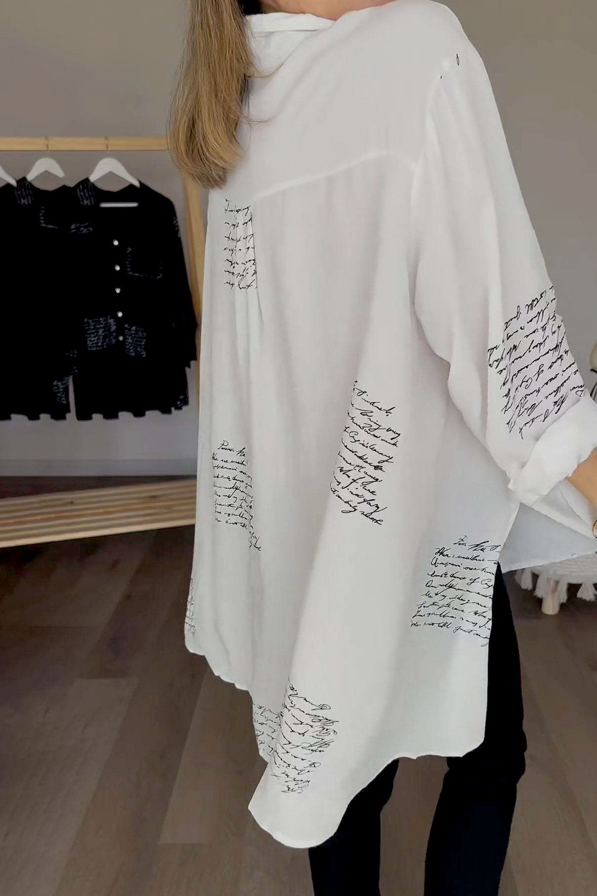 Unequal length letter print loose shirt
